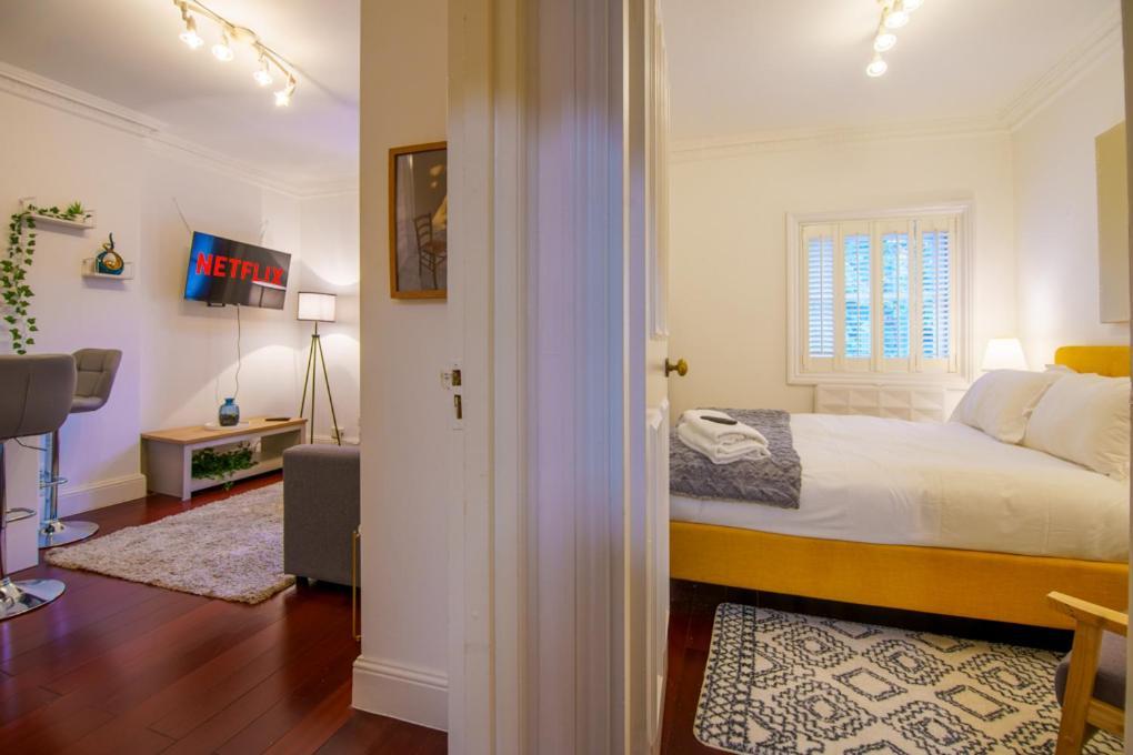 Camden Hub Apartament *